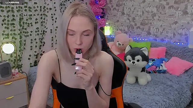 Gina Gina love online show from June 2026 02:23:01 AM