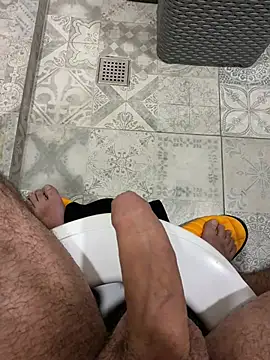 Snapshot of zukammm chatting on January 2026 12:40:01 PM zukammm online show from January 2026 12:40:01 PM