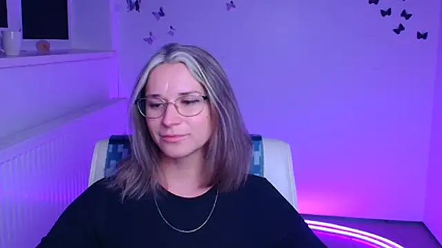 Snapshot of Melodie_Aster chatting on January 2026 12:22:02 PM Melodie Aster online show from January 2026 12:22:02 PM