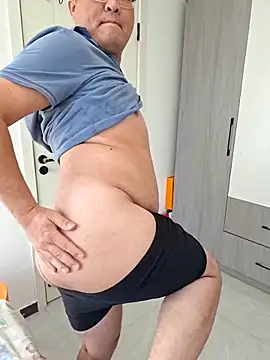 Snapshot of a_jie chatting on December 2025 01:02:02 AM a jie online show from December 2025 01:02:02 AM