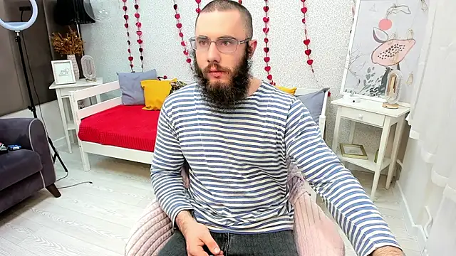 Snapshot of Ant_Power chatting on February 2026 06:15:01 PM Ant Power online show from February 2026 06:15:01 PM