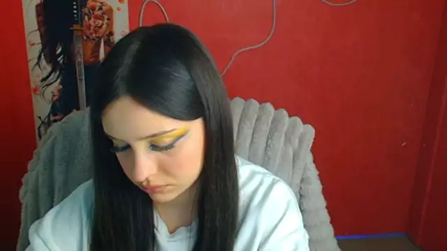 Lilu May online show from May 2026 11:28:01 AM