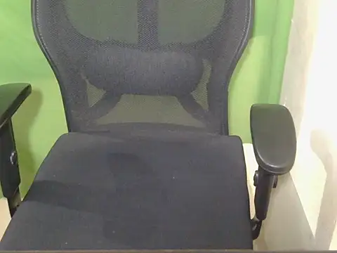 Michal Fransis online show from January 2026 12:32:01 PM