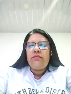 Snapshot of Carameloswing1 chatting on December 2025 01:21:02 AM Carameloswing1 online show from December 2025 01:21:02 AM