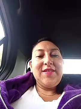 Snapshot of Valeria_montana_ chatting on April 2026 01:00:02 PM Valeria montana online show from April 2026 01:00:02 PM