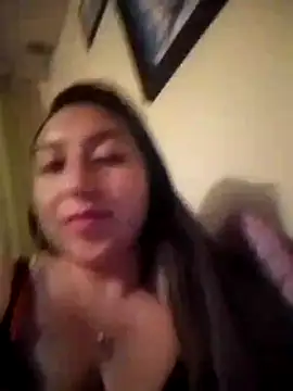 Snapshot of Valeria_montana_ chatting on April 2026 12:15:01 AM Valeria montana online show from April 2026 12:15:01 AM