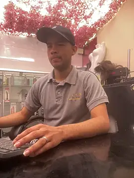 SweeXioji online show from February 2026 03:43:01 PM