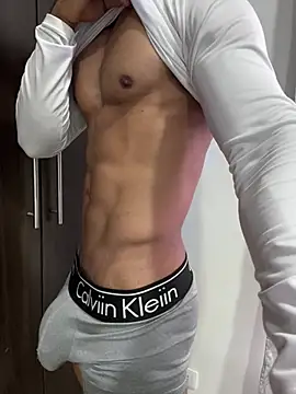 BrunoHot  online show from February 2026 03:21:02 PM