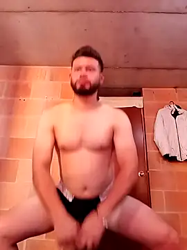 MaxSteel x online show from December 2025 01:15:01 PM