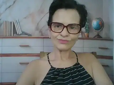 Luna-Hot0802 online show from February 2026 01:48:01 PM