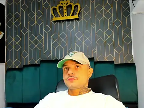 lucky smith1 online show from January 2026 05:38:02 PM