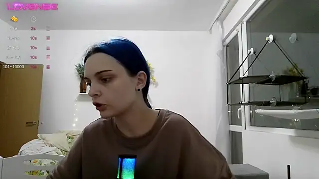 Snapshot of kawaii_lavinaa chatting on December 2025 06:48:01 PM kawaii lavinaa online show from December 2025 06:48:01 PM