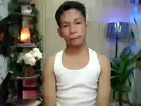 Snapshot of TheBoyAboveYou chatting on December 2025 05:00:01 PM TheBoyAboveYou online show from December 2025 05:00:01 PM