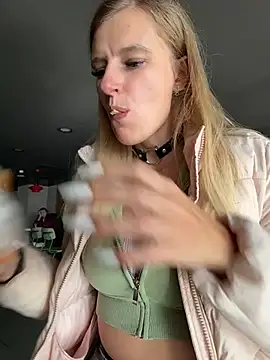 Betsy online show from March 2026 01:33:01 PM