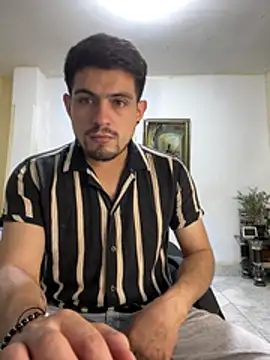 williamsmiiths16 online show from February 2026 04:42:02 AM