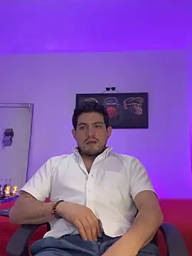 williamsmiiths16 online show from April 2026 05:30:01 PM