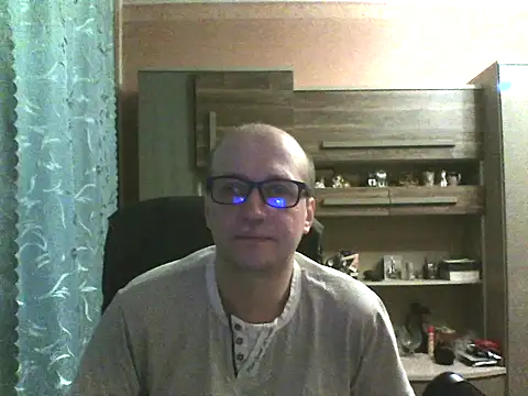 Snapshot of Egorij83 chatting on December 2025 06:32:01 AM Egorij83 online show from December 2025 06:32:01 AM