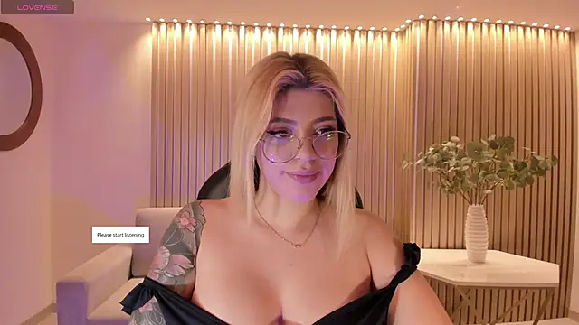 MadisonKane online show from June 2026 11:12:02 AM