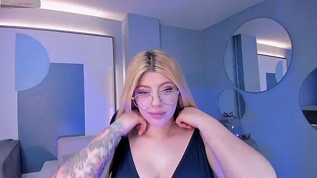 MadisonKane online show from June 2026 11:13:01 AM
