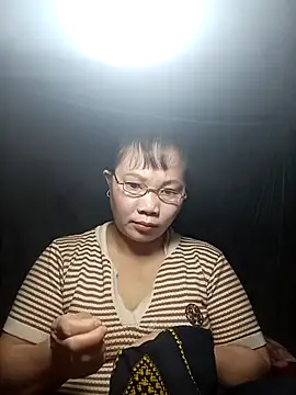 ava-dellght online show from December 2025 01:06:01 PM