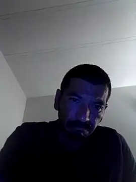 Snapshot of Guero0751@xh chatting on December 2024 07:26:01 AM Guero0751xh online show from December 2024 07:26:01 AM