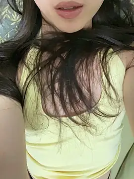 Snapshot of yaqing666 chatting on May 2026 03:40:02 PM yaqing666 online show from May 2026 03:40:02 PM