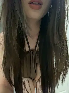 Snapshot of yaqing666 chatting on June 2026 03:01:02 PM yaqing666 online show from June 2026 03:01:02 PM