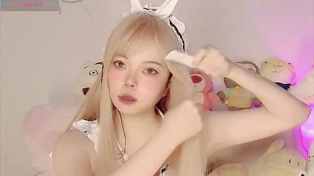 Miyeoonn online show from February 2026 09:58:01 AM