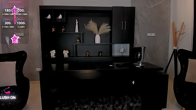 Snapshot of ChloeManson chatting on December 2024 10:52:01 PM ChloeManson online show from December 2024 10:52:01 PM