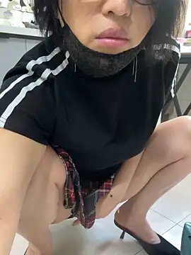 luckybaby666999 online show from May 2026 12:29:02 AM