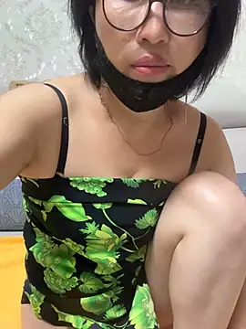 luckybaby666999 online show from June 2026 02:12:02 PM