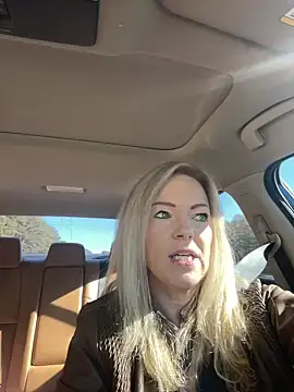 sinfulsara online show from December 2025 05:51:02 PM