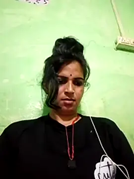 Snapshot of Big_soniya55A chatting on June 2026 01:15:01 PM Big soniya55A online show from June 2026 01:15:01 PM