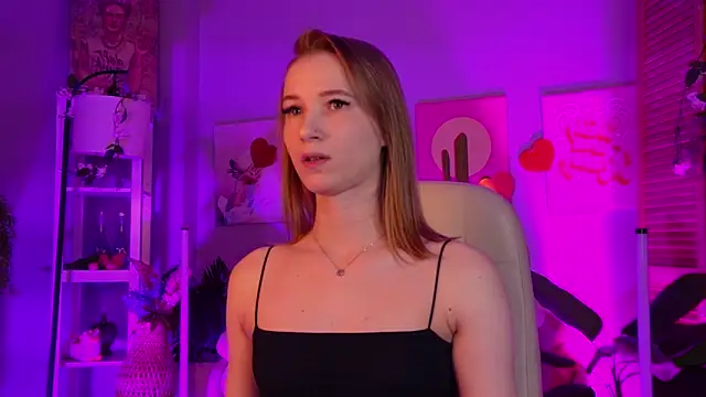 Snapshot of Megan_Rodgers chatting on March 2026 05:40:01 PM Megan Rodgers online show from March 2026 05:40:01 PM