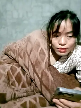 Snapshot of betty_wang chatting on December 2025 12:42:02 PM betty wang online show from December 2025 12:42:02 PM