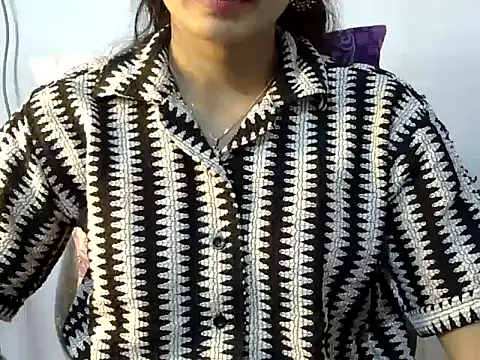 Snapshot of Shab_M chatting on March 2026 03:18:01 PM Shab M online show from March 2026 03:18:01 PM