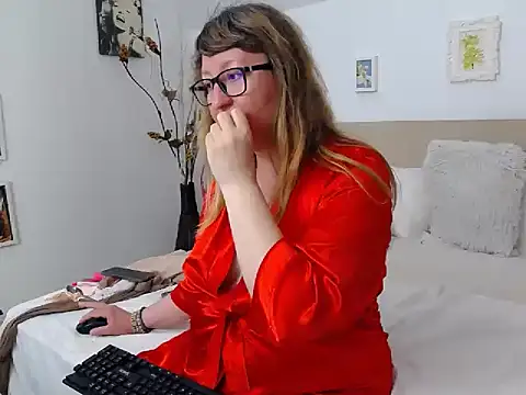 OlgaPavlova online show from May 2026 02:01:02 PM