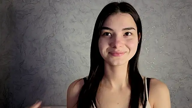 Laura Sunday online show from March 2026 11:38:02 AM