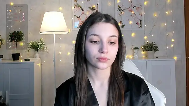 Snapshot of Bettyy_Moore chatting on December 2025 03:34:02 AM Bettyy Moore online show from December 2025 03:34:02 AM