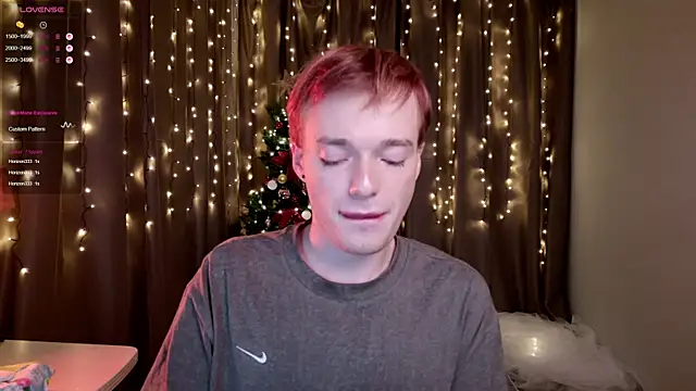 Kristenegor online show from December 2025 10:27:01 PM