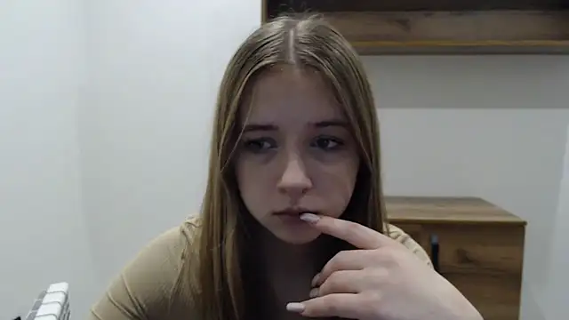 Snapshot of SweetBellaa_ chatting on December 2025 11:26:02 AM SweetBellaa online show from December 2025 11:26:02 AM