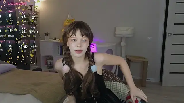 Snapshot of Lace_Thrill chatting on January 2026 03:50:01 PM Lace Thrill online show from January 2026 03:50:01 PM