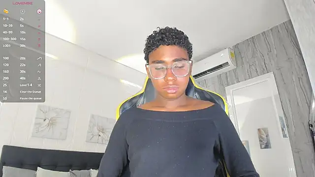 teylor lovee online show from March 2026 08:47:02 PM