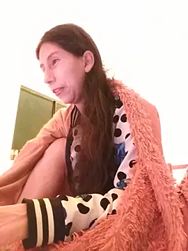 Snapshot of MoonLipsON- chatting on May 2026 05:49:01 AM MoonLipsON- online show from May 2026 05:49:01 AM
