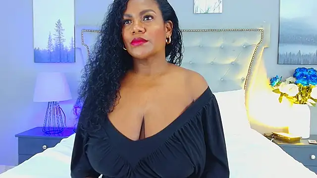 AnnieLeigt online show from January 2026 12:10:01 PM