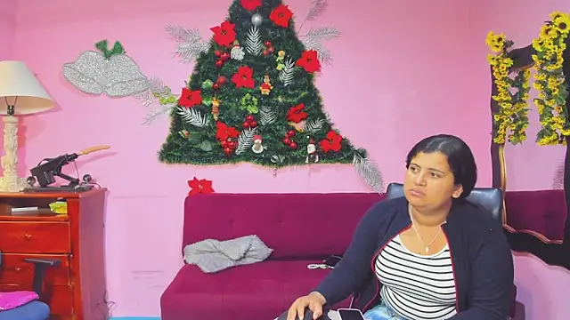 LesbianCouple02 online show from December 2025 12:22:01 PM