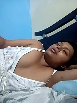 Snapshot of caro_lil chatting on March 2026 01:38:01 AM caro lil online show from March 2026 01:38:01 AM