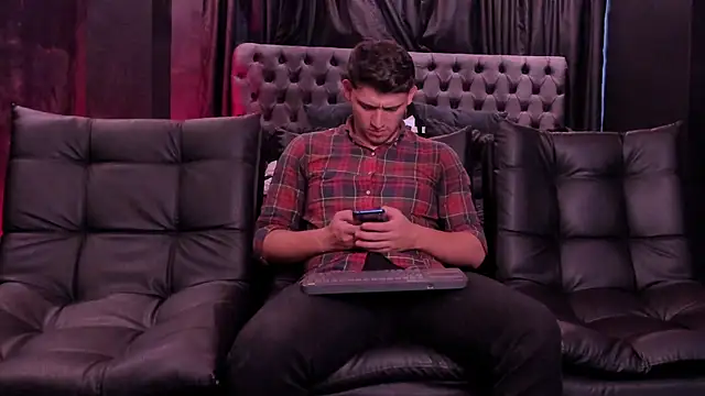 big  friends online show from May 2026 07:55:02 PM