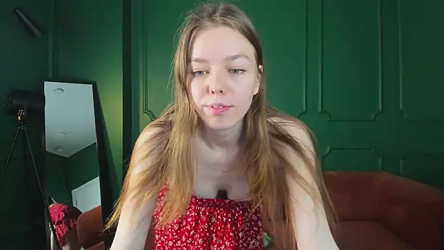 Tina Tayllor  online show from February 2026 05:49:02 PM