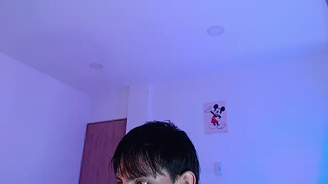 andrew courtzz online show from April 2026 05:10:02 PM